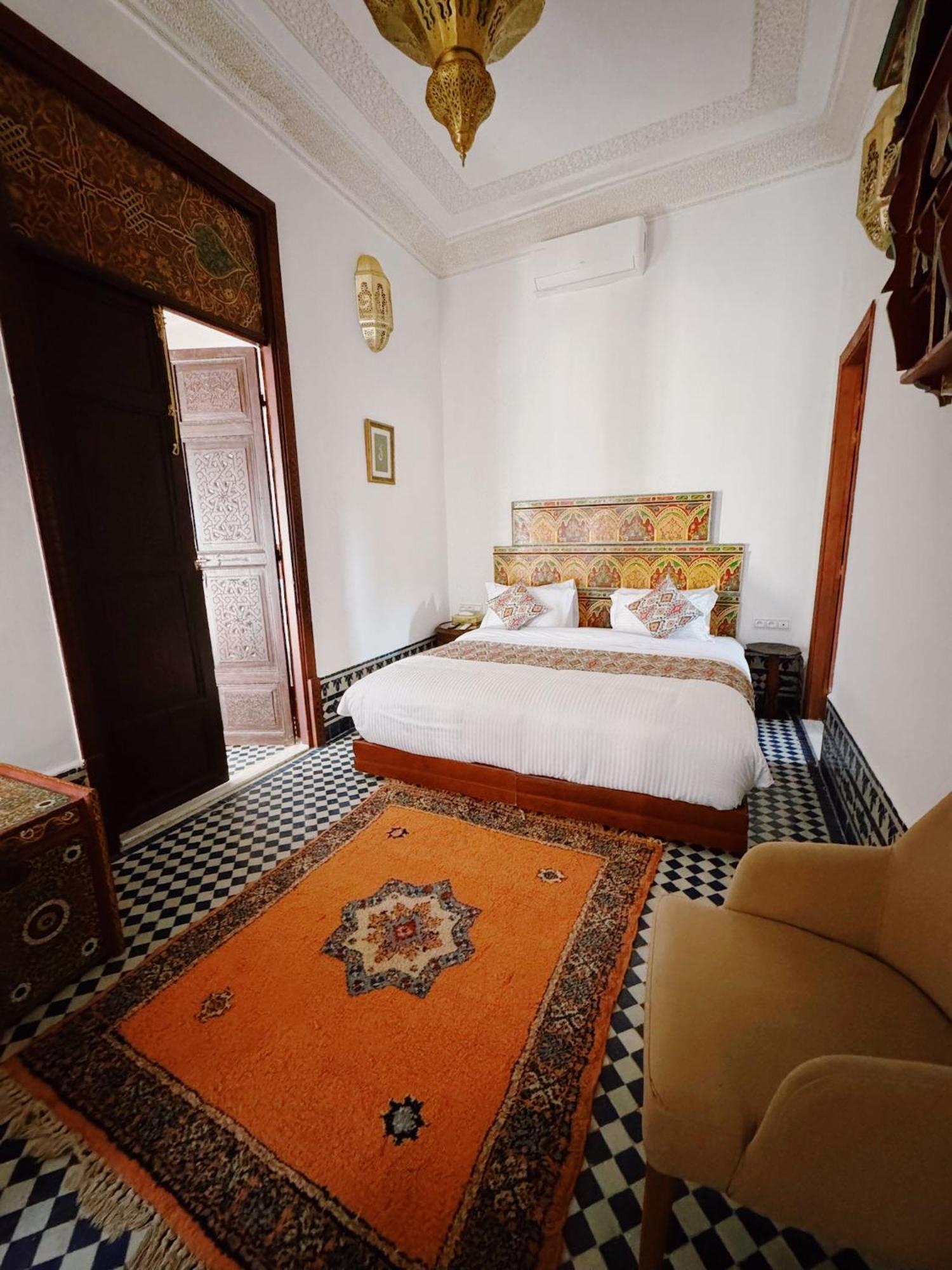 Riad Zawiyat Fez Buitenkant foto